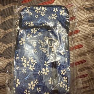 Floral Blue and Cream Crossbody Bag